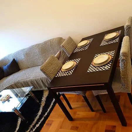 Apartman 54 M2 Centar 500m