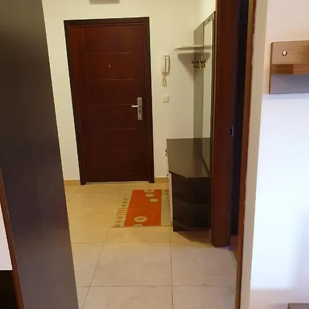 Apartman 54 M2 Centar 500m 巴尼西卢卡